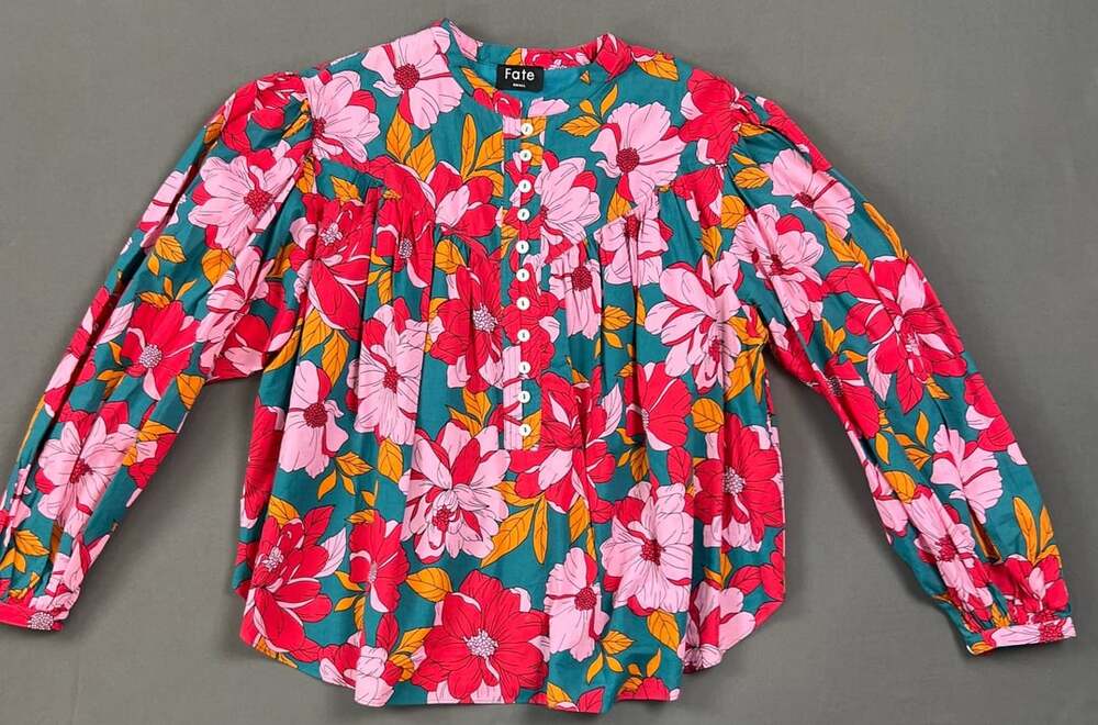 Fate Floral Blouse Size Small Teal Pink Button Front Long Sleeve Top
